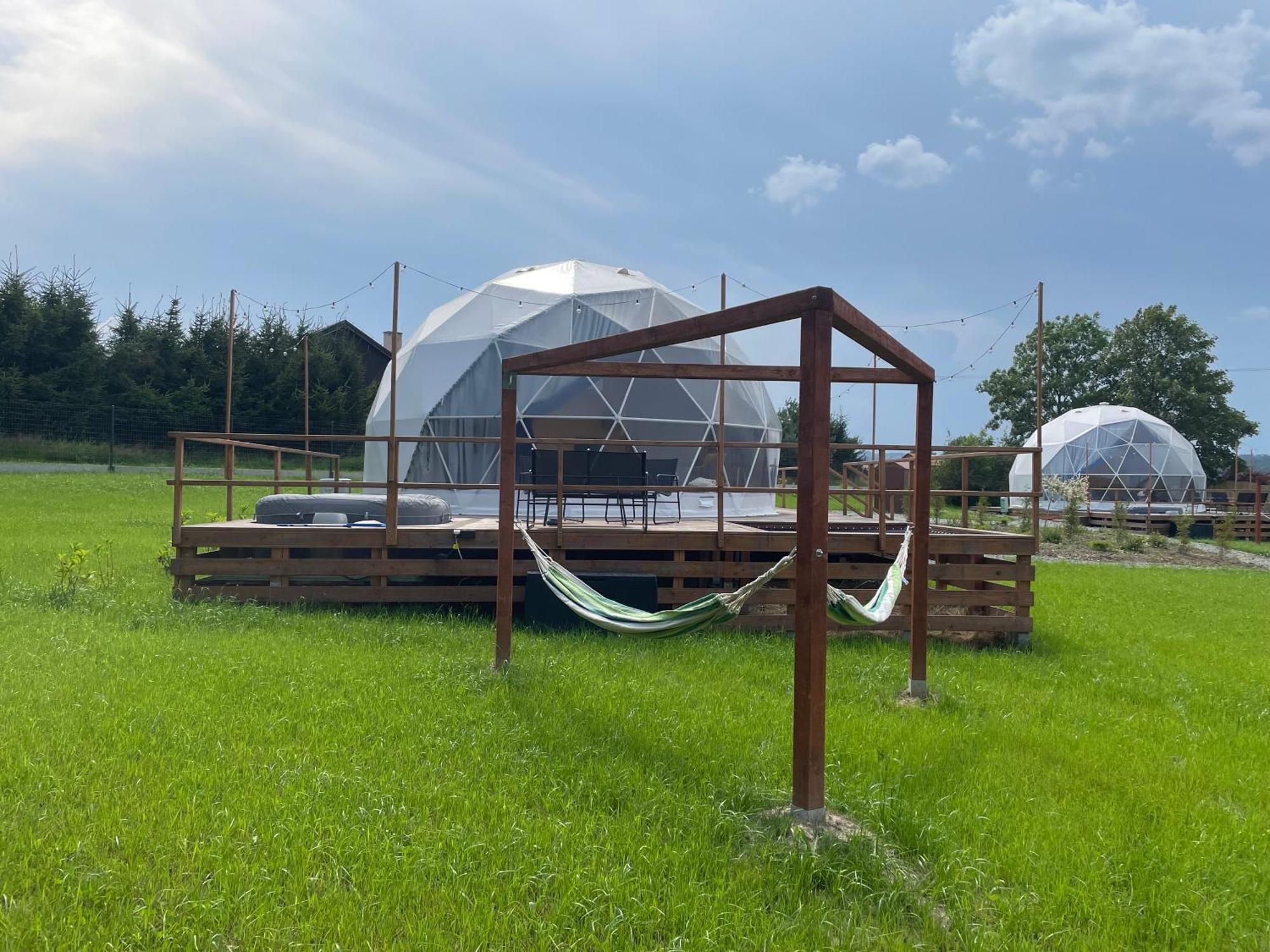 Beglamp Glamping - Narty, Gory I Park Narodowy Szczytna