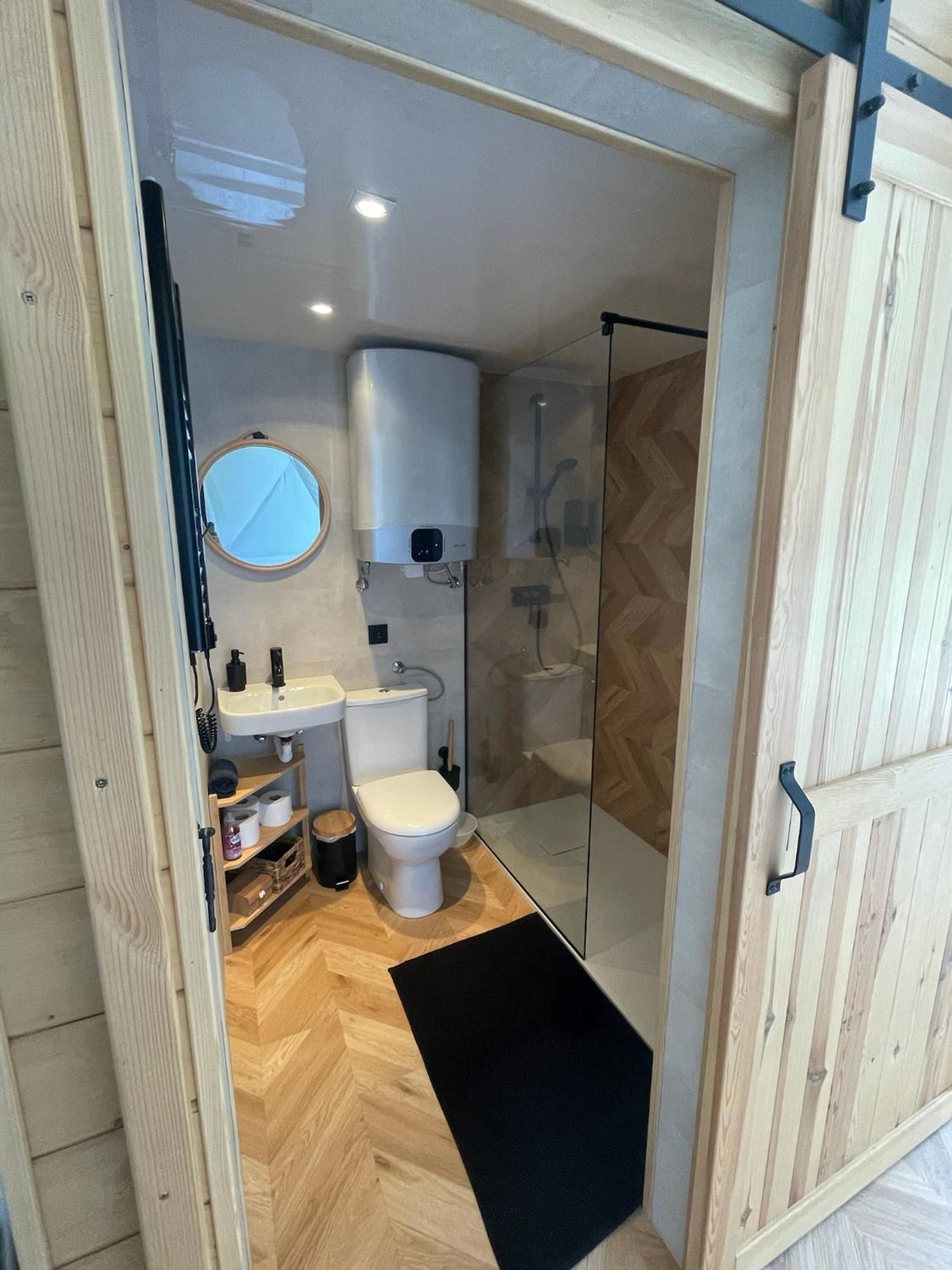 Beglamp Glamping - Narty, Gory I Park Narodowy Luxury tent *